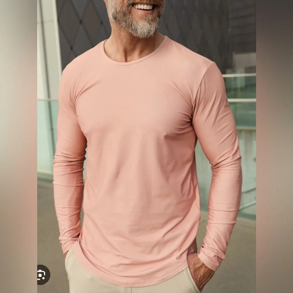 NWOT Cuts AO Long Sleeve Curve Hem Tee - Picture 8 of 11